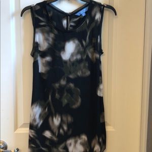 Simply Vera flowy tank NWOT
